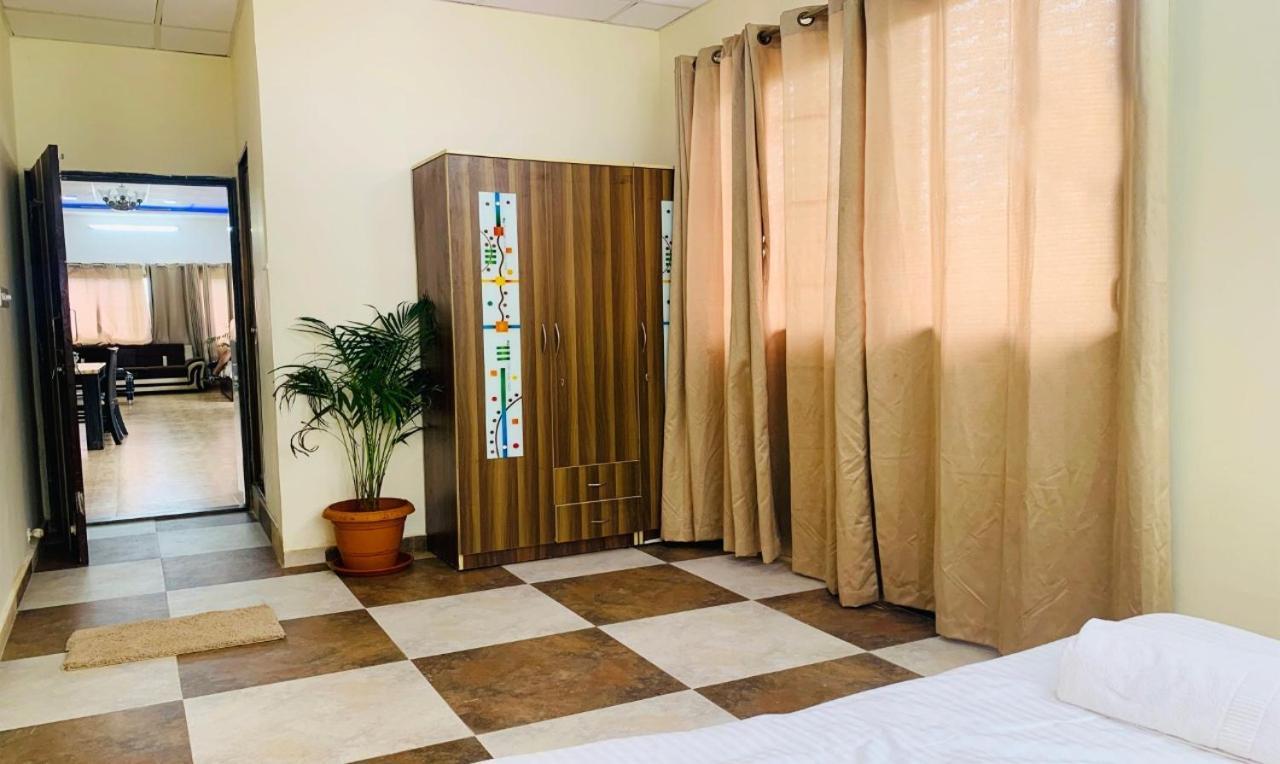 나식 Costa Fortuna 3Bhk 빌라 외부 사진